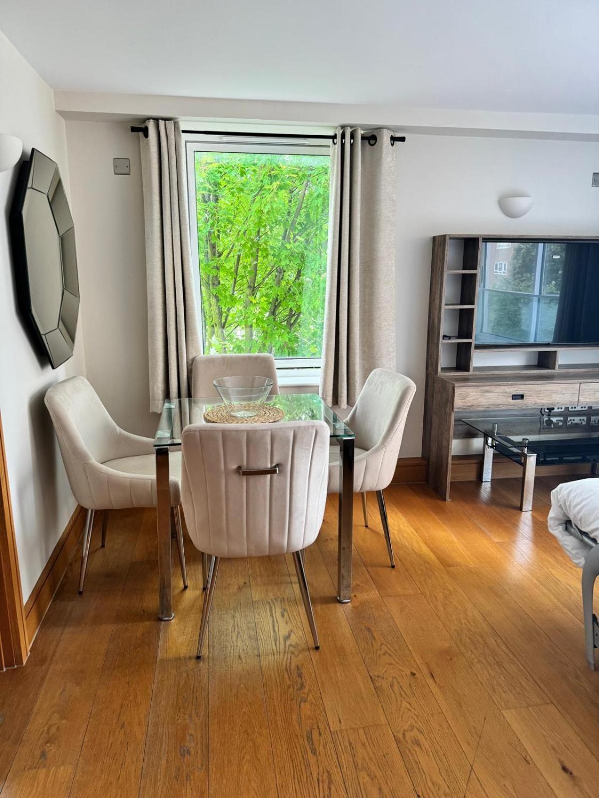 شقة Westwood House لندن المظهر الخارجي الصورة