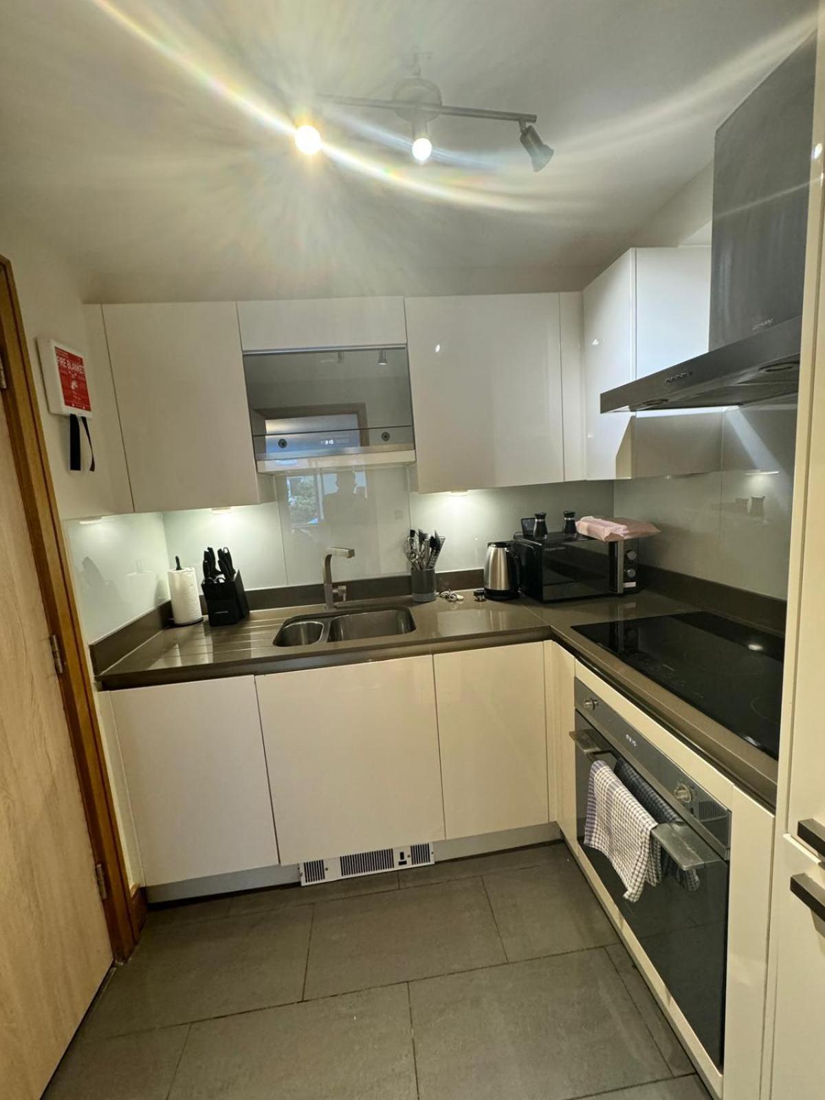 شقة Westwood House لندن المظهر الخارجي الصورة