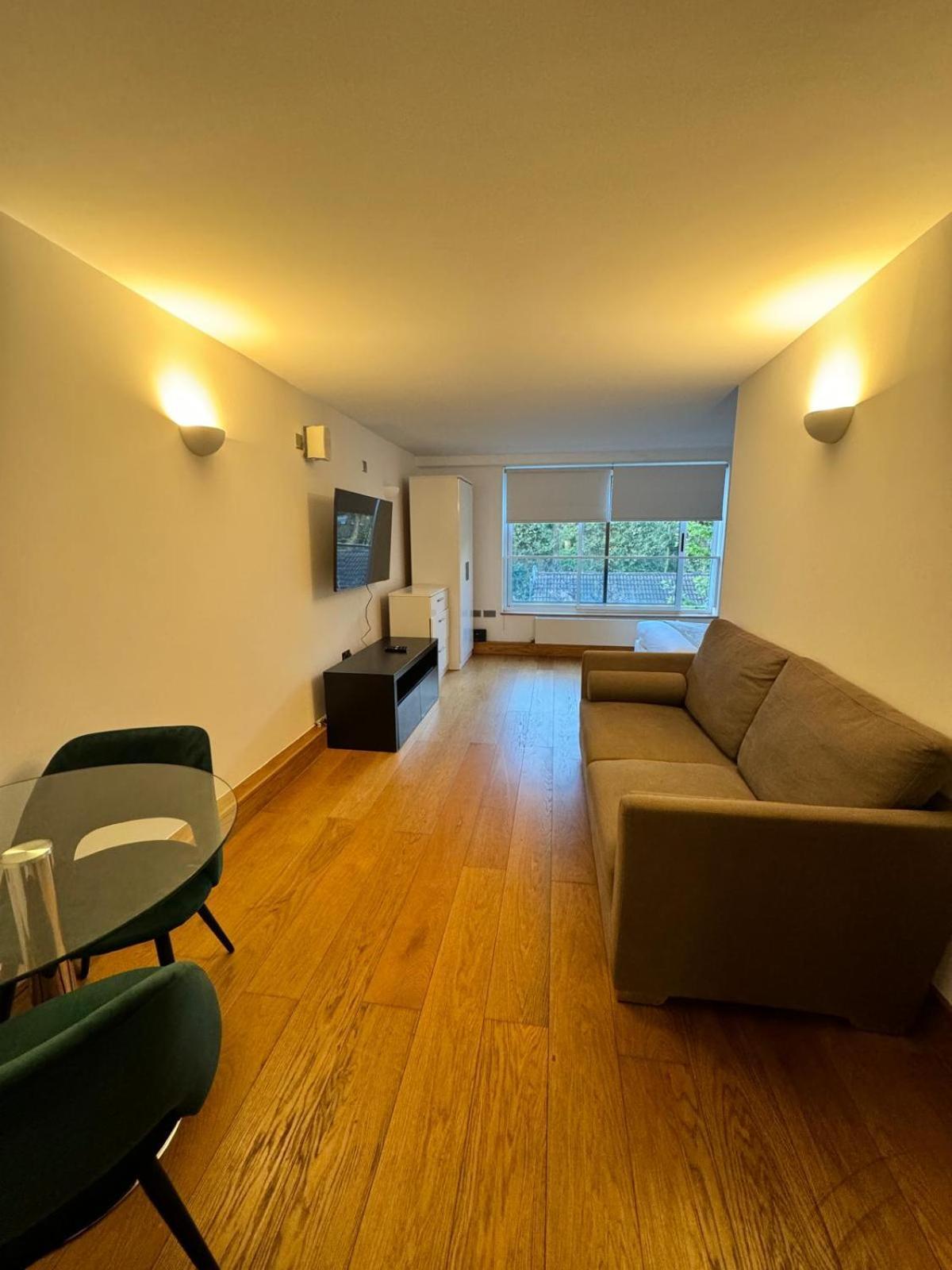 شقة Westwood House لندن المظهر الخارجي الصورة