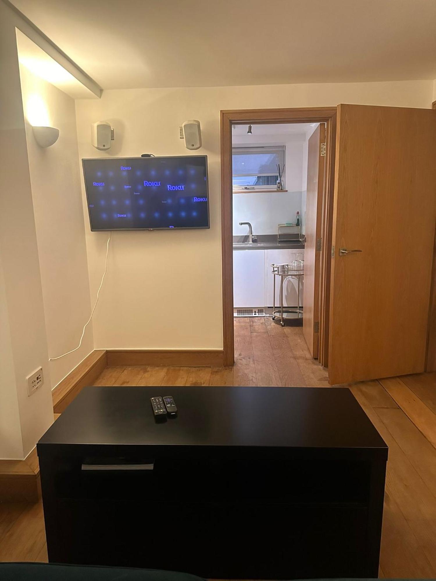 شقة Westwood House لندن المظهر الخارجي الصورة